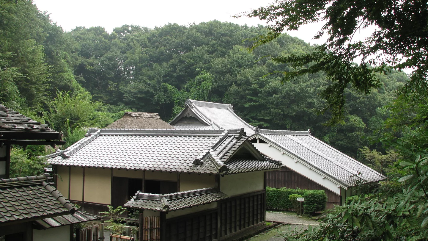NihonMinkaen-Saji-Ioka
