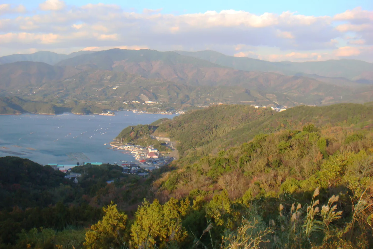 Mountains Nishiumi Ainan Ehime.JPG