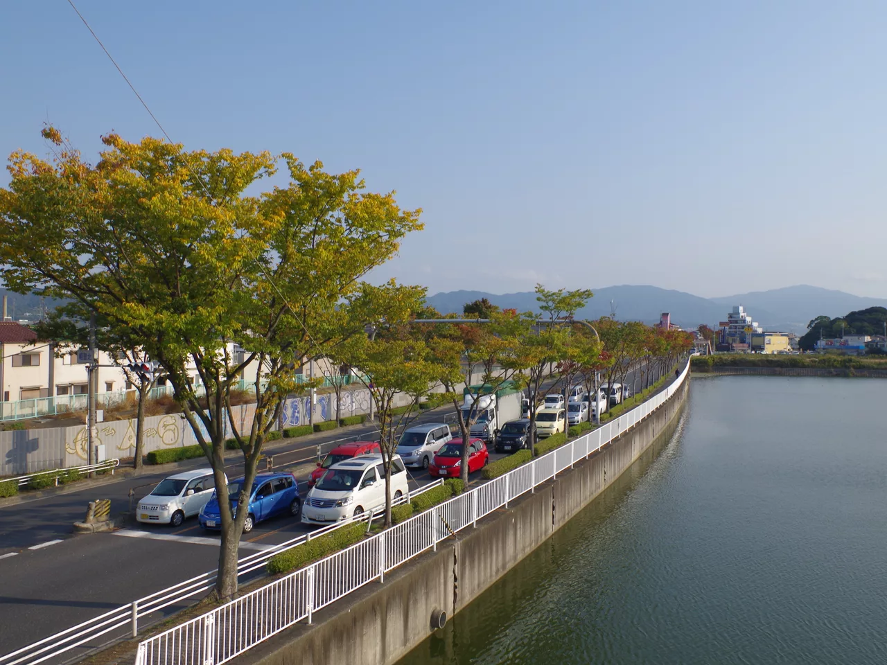 大阪外環状線(国道170号) 軽里北交差点付近 Karusato-kita 2012.10.30 - panoramio.jpg