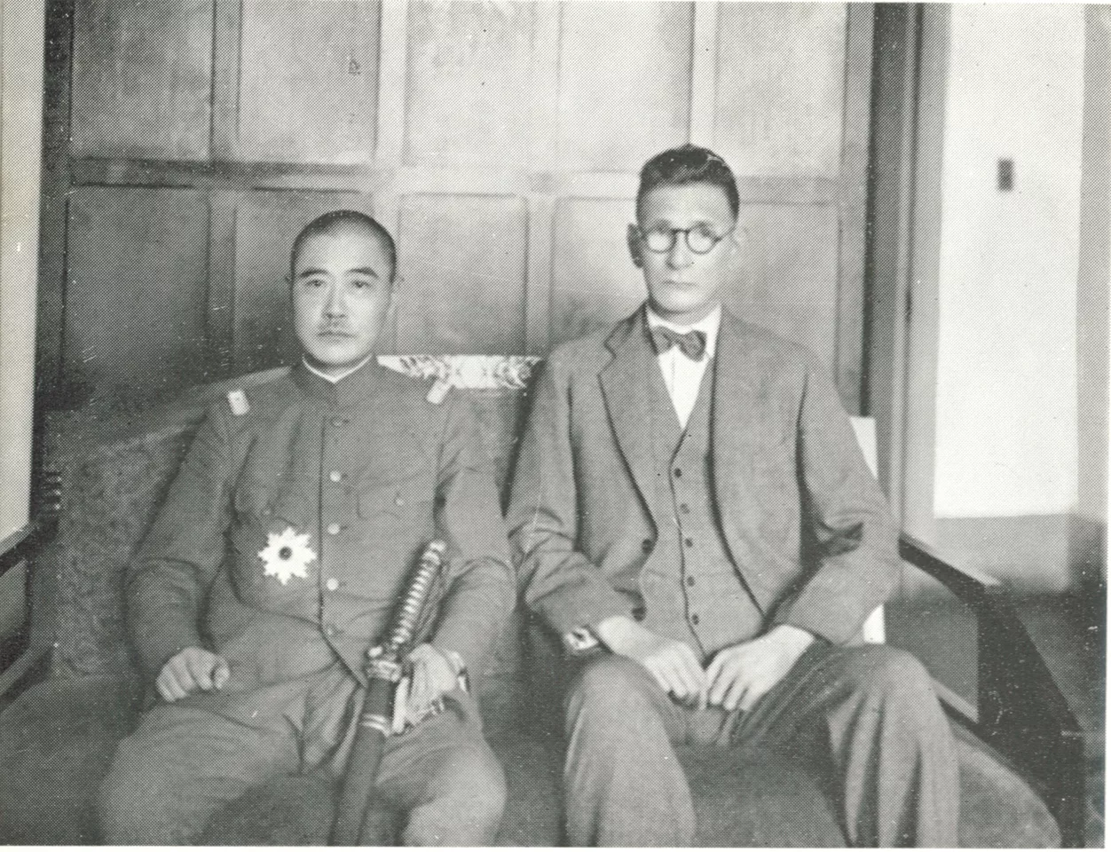 Sasaki Tōichi and Ōkawa Shūmei.png