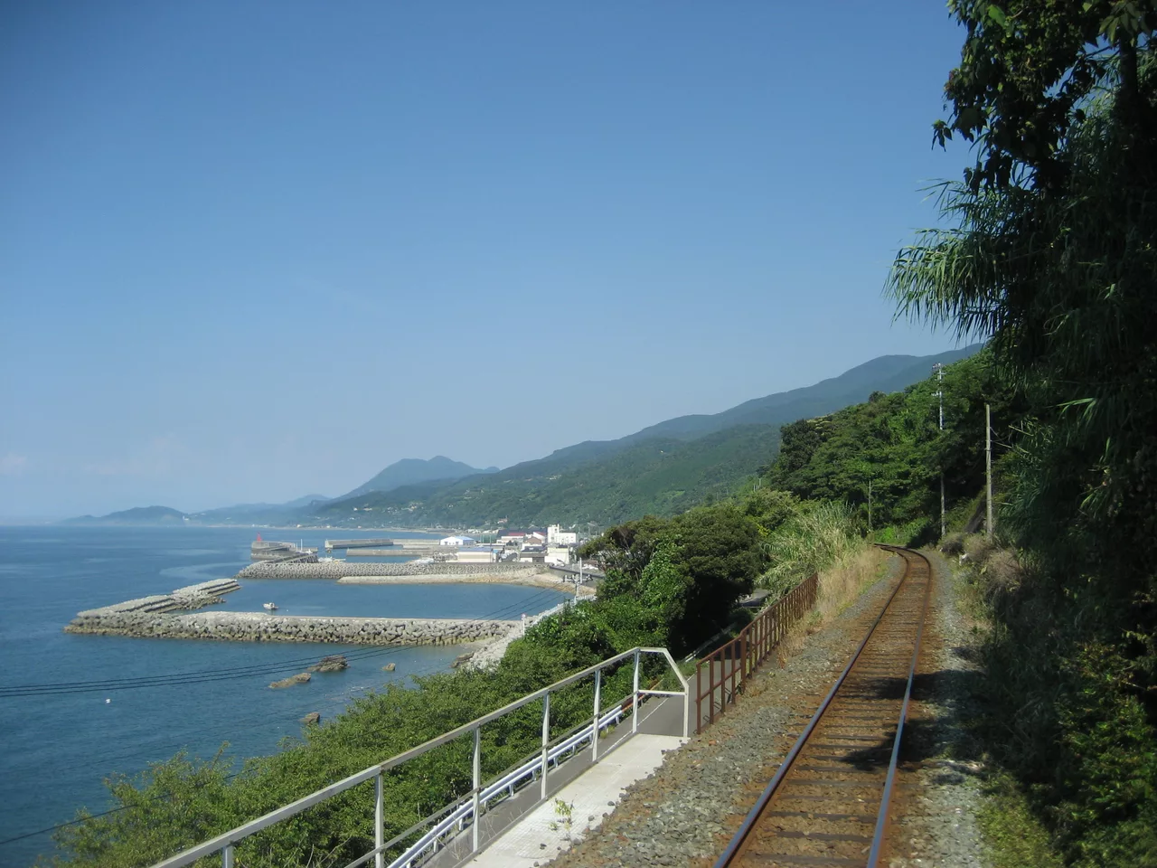 Futamichokushi, Iyo, Ehime Prefecture 799-3312, Japan - panoramio (1).jpg