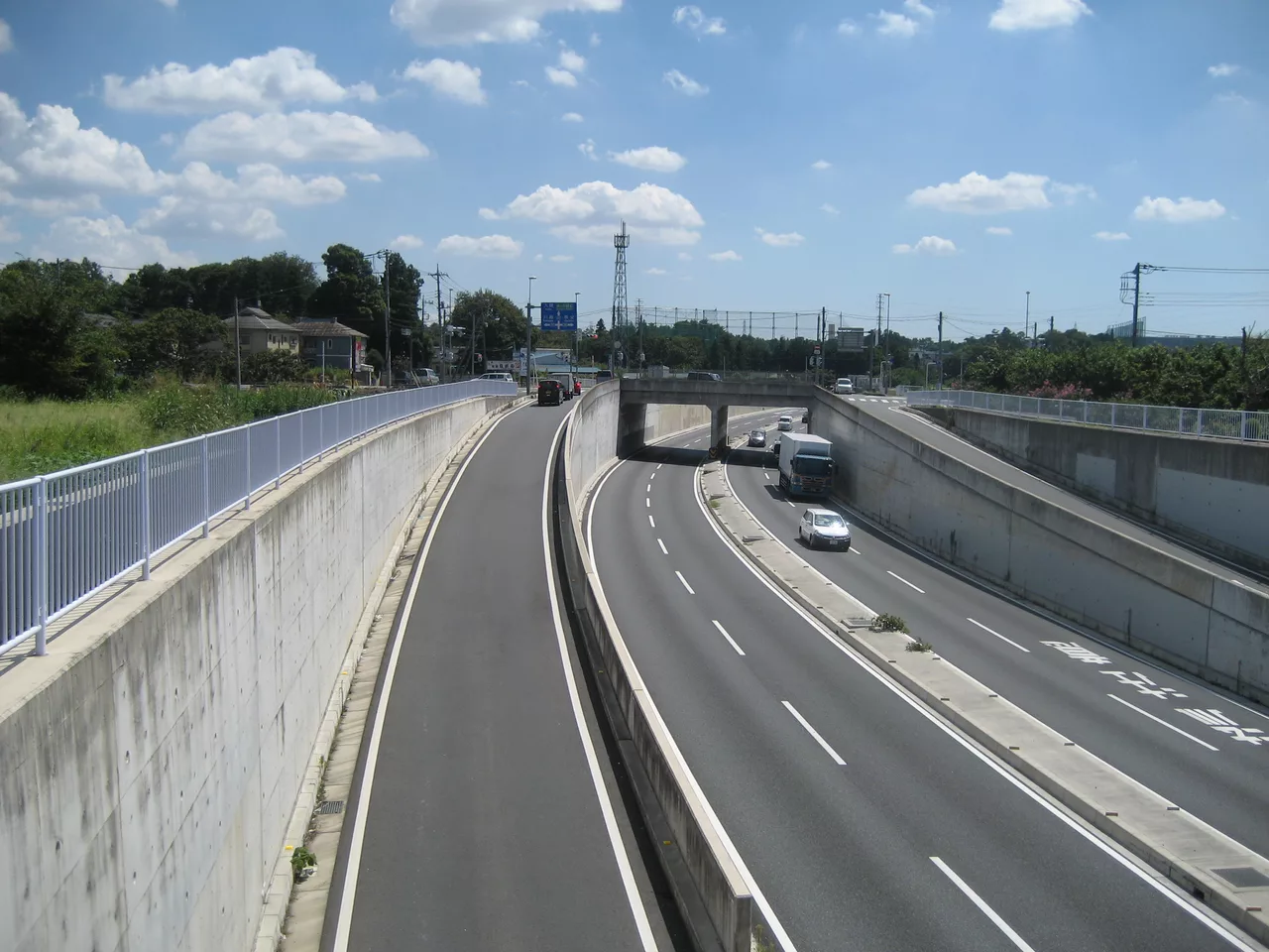 Route 407 Hidaka bypass Hidaka city 1.JPG