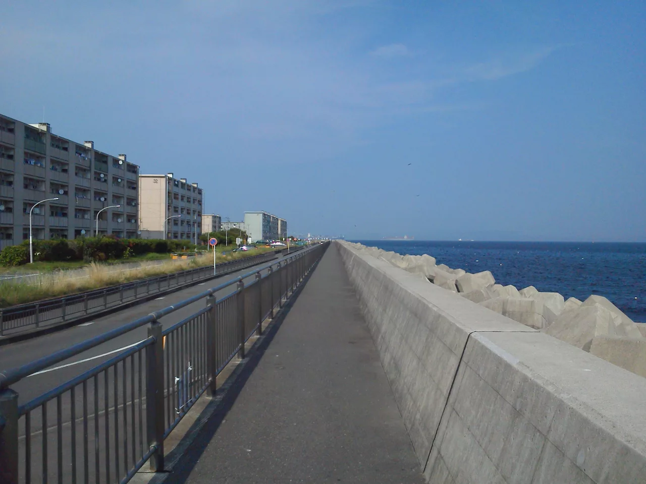 2 Chome-80 Kamoi, Yokosuka-shi, Kanagawa-ken 239-0813, Japan - panoramio.jpg