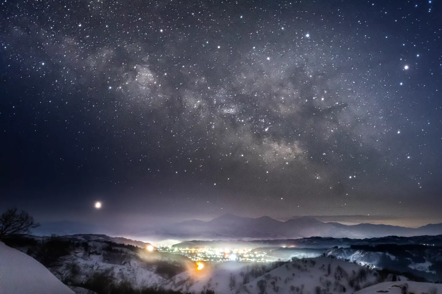Niigata-Snowy mountain and spring Milky Way - Flickr - Japanese beauty.jpg