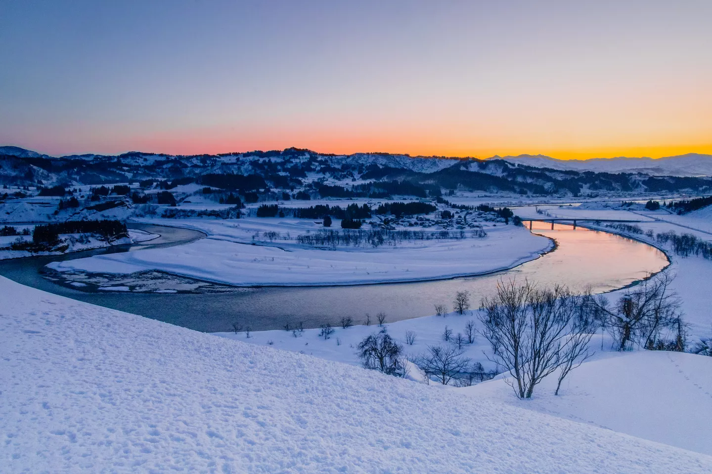 Find47 Niigata-River (Shinano River, Ojiya City)-m.jpg