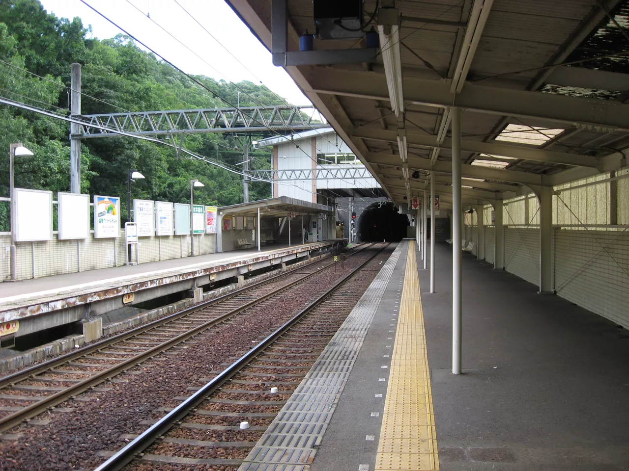 光風台駅ホーム.JPG