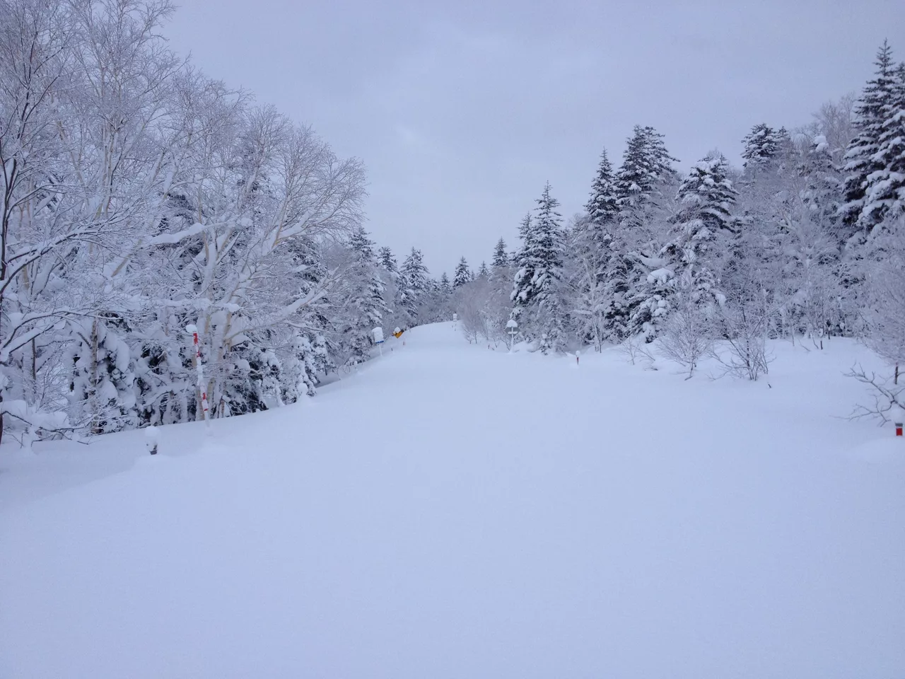 Tokachi-dake Skyline (Route 966) in Winter - panoramio (1).jpg