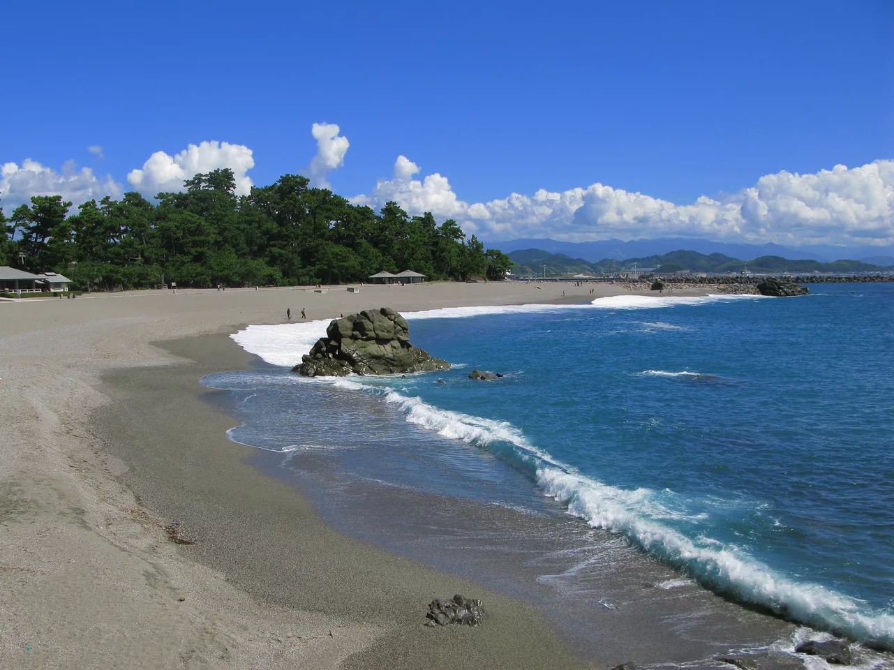 Kochi Katsurahama Daytime 2.JPG