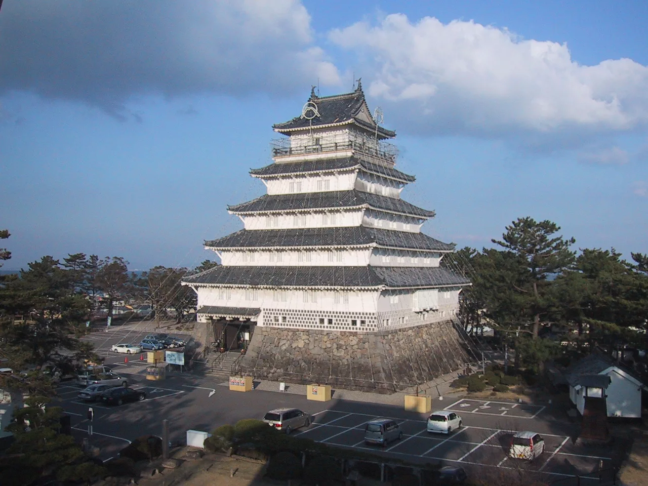 Shimabara castle 02 r 2004.jpg