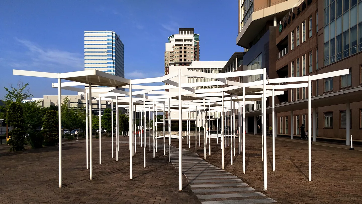 Fukuoka Sannō Hospital the public open space Momochi-hama 3-chōme Sawara-ku Fukuoka 20240611.jpg
