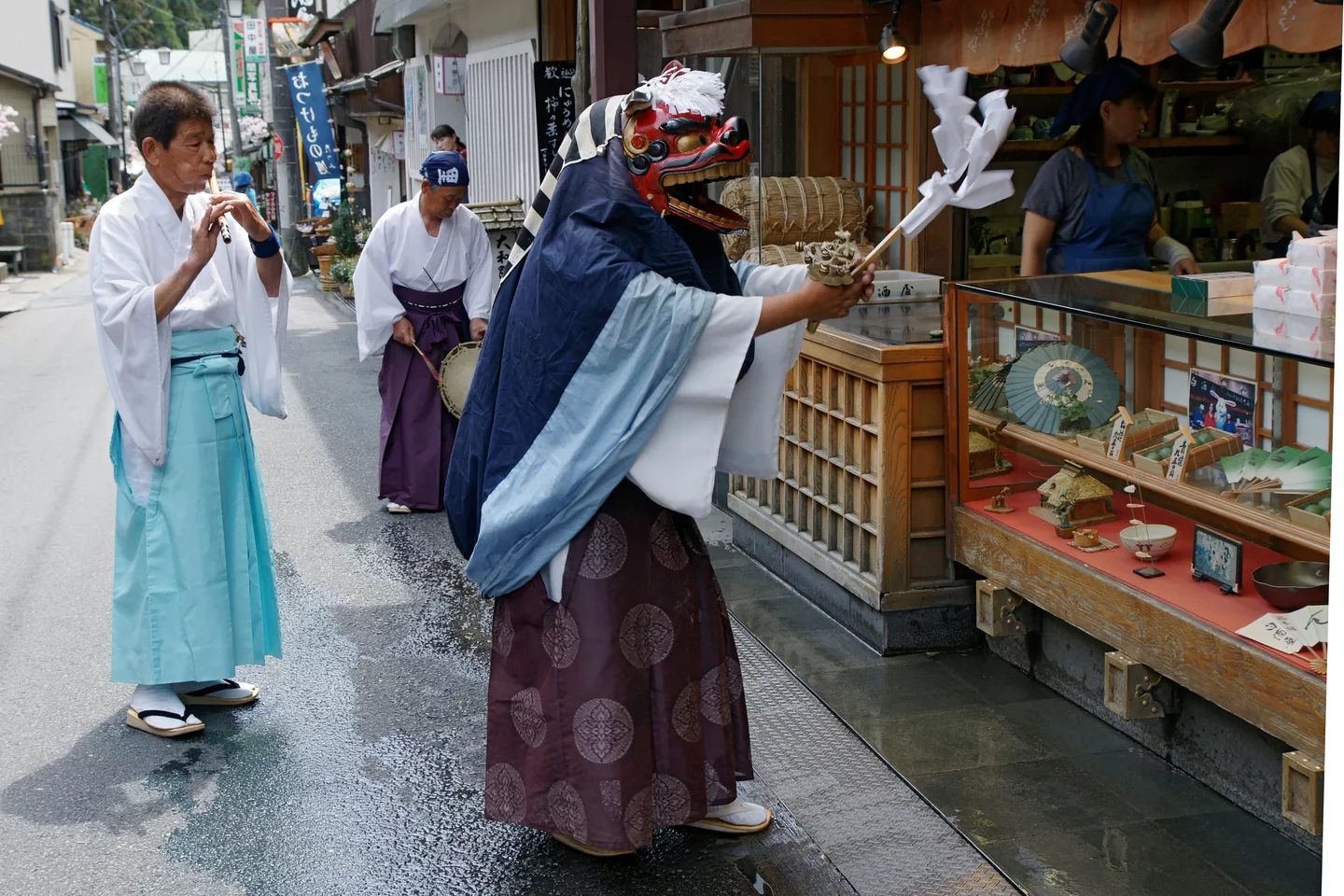 Hasedera monzenmachi Sakurai Nara pref Japan06bs.jpg