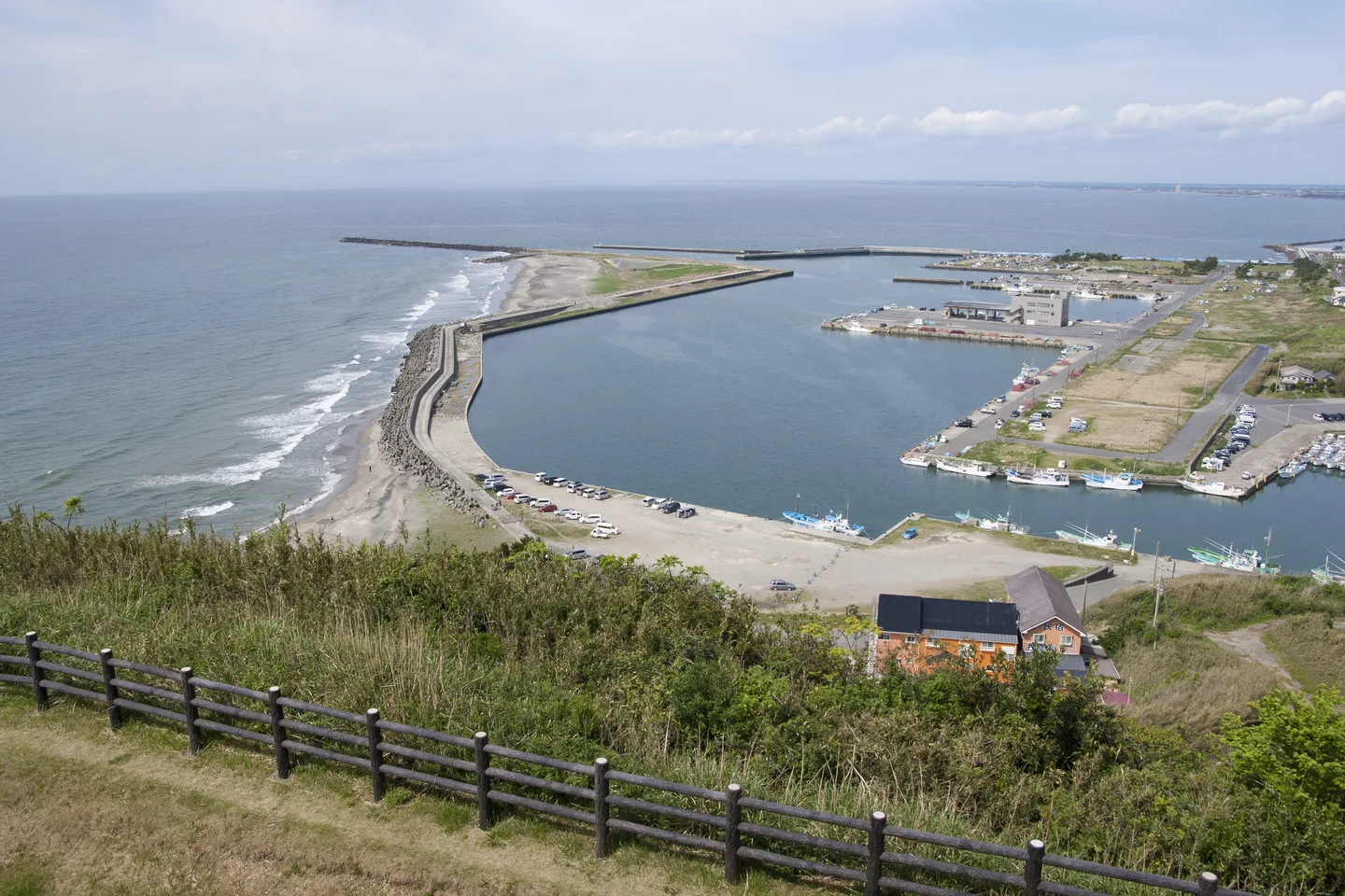 Iioka Fishing Port 01.jpg