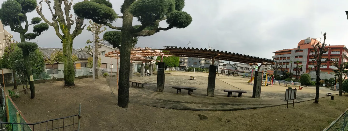 Inada Park Higashi-Osaka.jpg