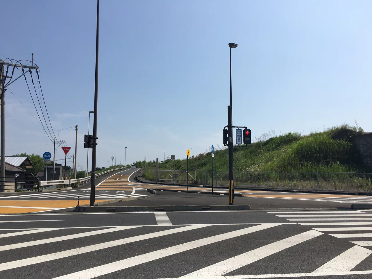 Hiratsuka Interchange at Miyazaki 2017.jpg