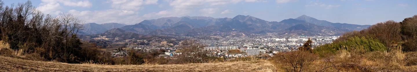 Tanzawa Mountains from Shibusawa Hill Range 01.jpg