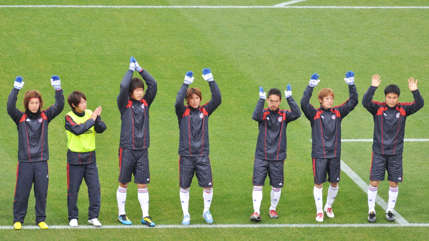 FC Tokyo line-up.jpg