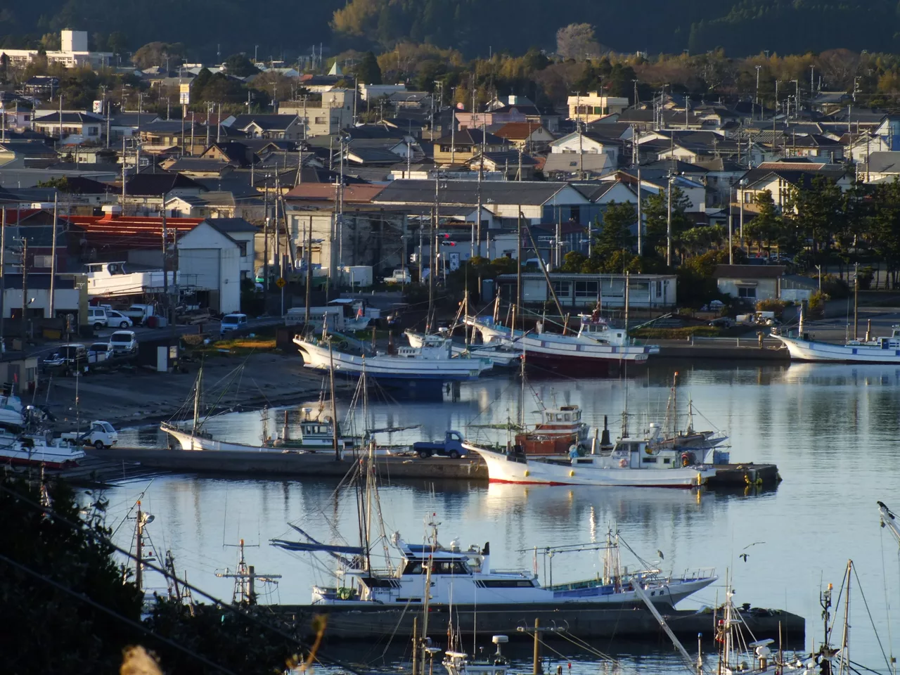 2013-11-30 Ohhara Fishing port 大原漁港、八幡岬・小浜八幡神社より DSCF8799.JPG