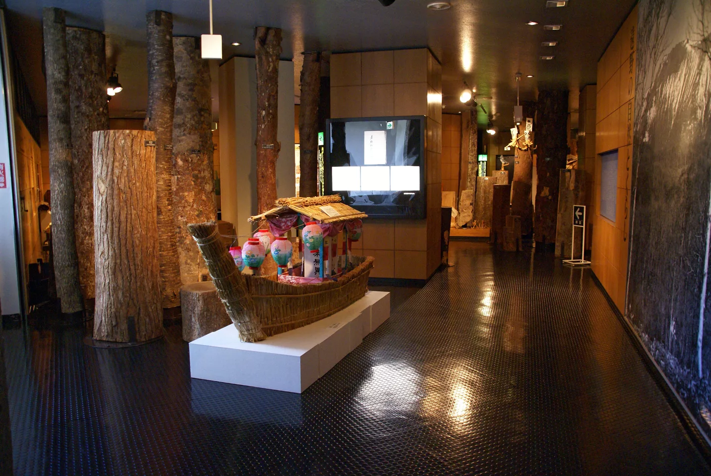 Tono municipal museum04s3872.jpg
