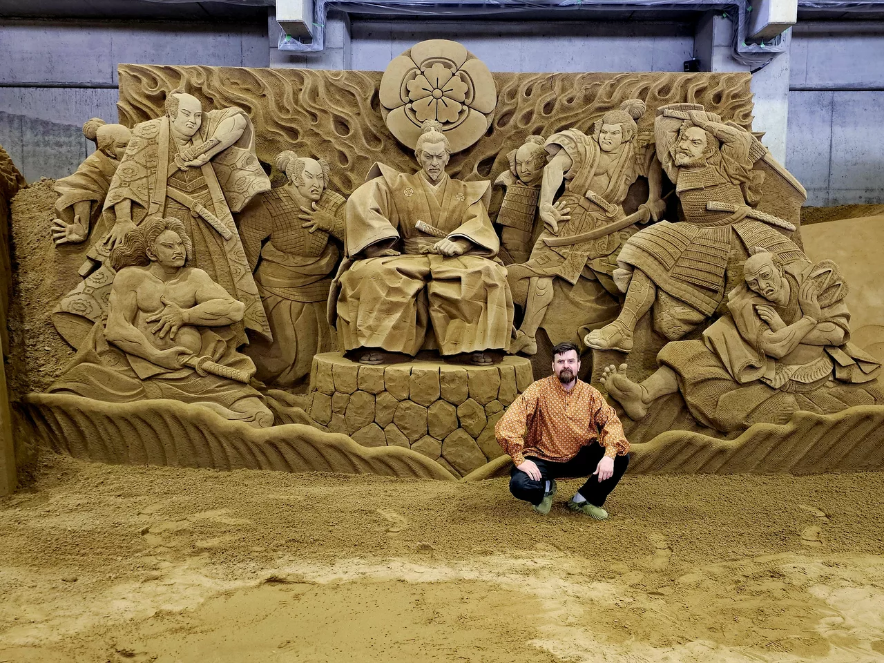 Sand sculpture “Oda Nobunaga” by Dmitrii Klimenko, The Sand Museum, Tottori 2025.jpg